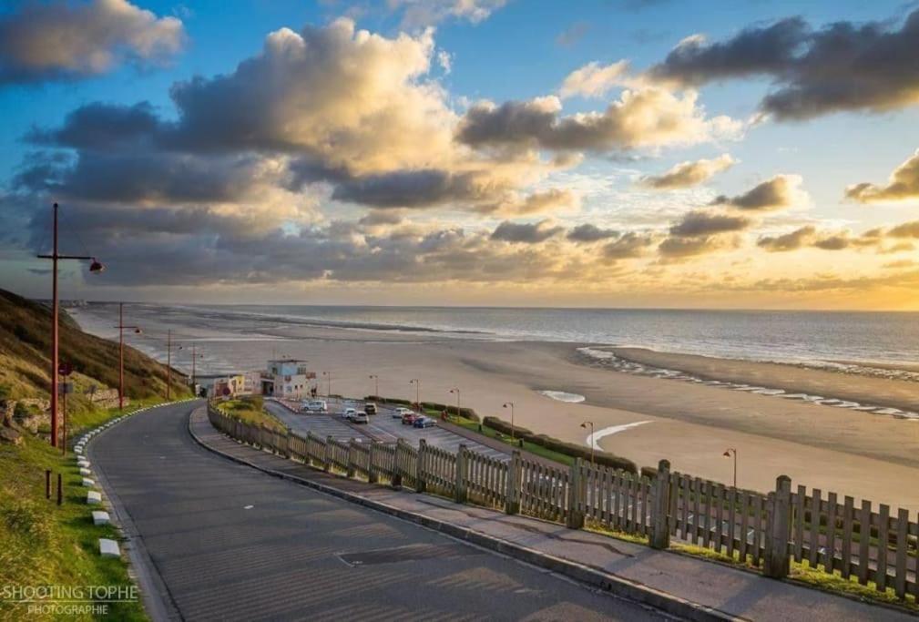 Charmante Maison 1 Chambre Avec Terrasse N'1 Équihen-Plage المظهر الخارجي الصورة